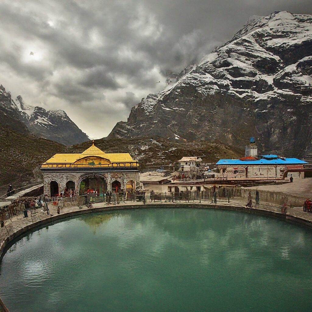 badrinath temple, tapt kund